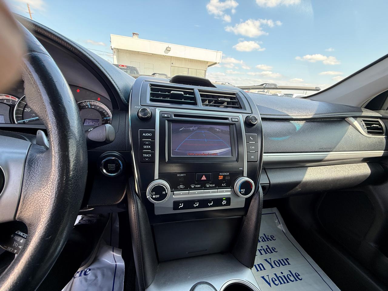 Toyota Camry SE (Natl) 2013