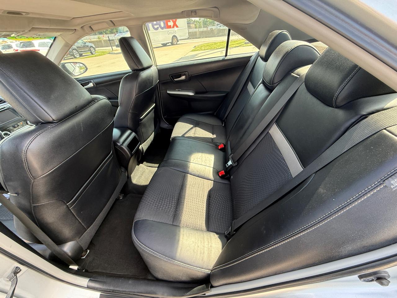 Toyota Camry SE (Natl) 2013