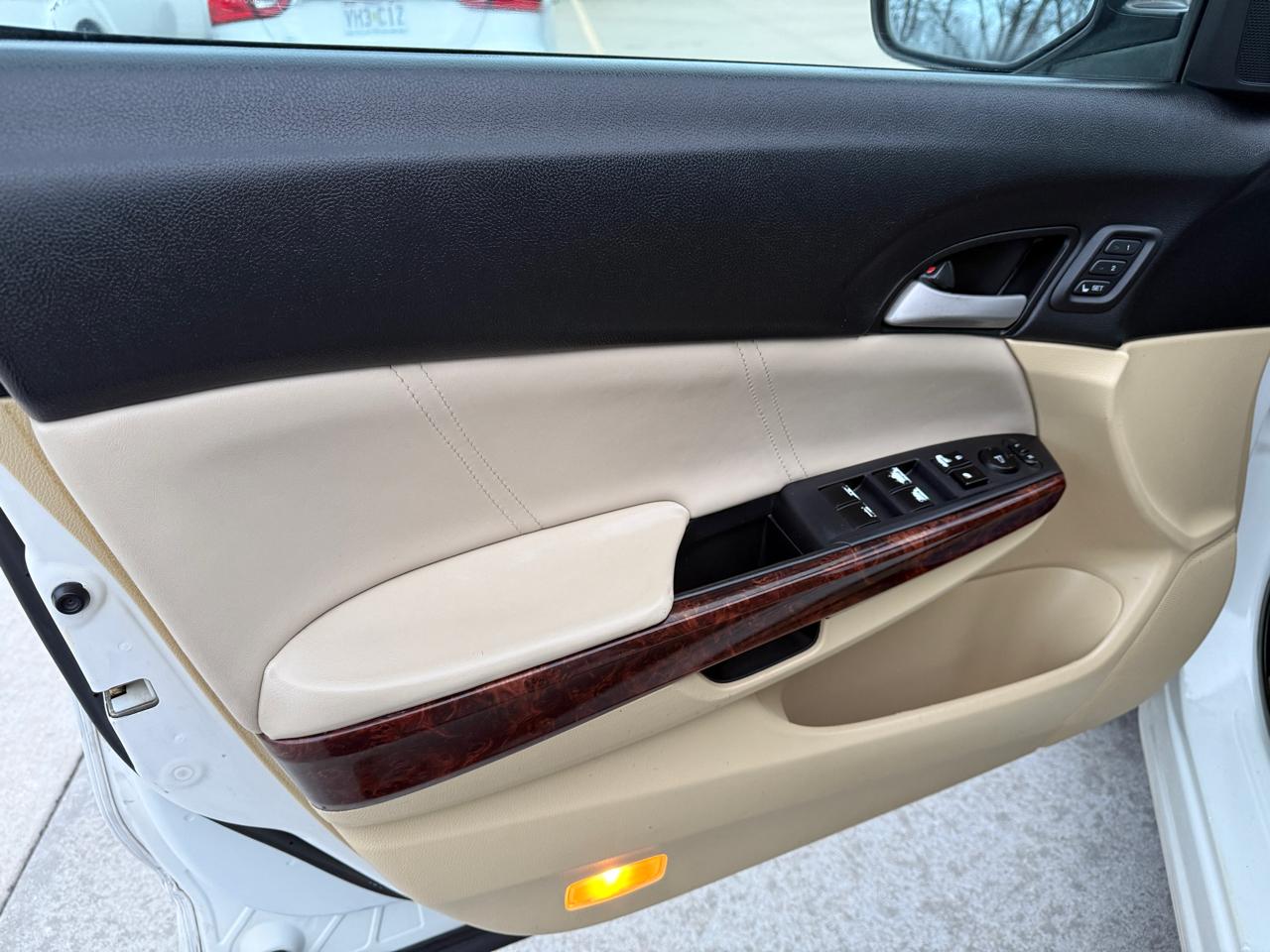 Honda Accord Crosstour EX-L 2WD 5-Spd AT 2010