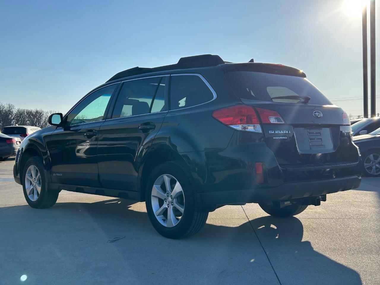 Subaru Outback 2.5i Limited 2014