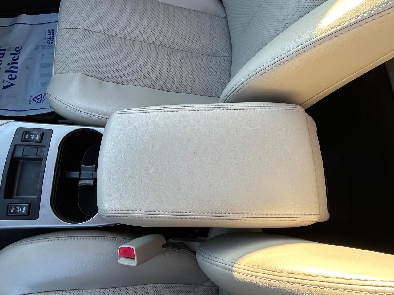 Subaru Outback 2.5i Limited 2014