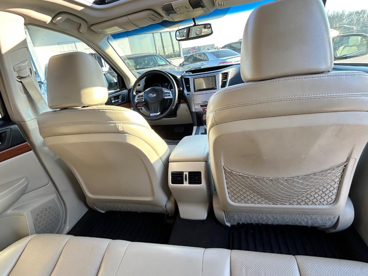 Subaru Outback 2.5i Limited 2014