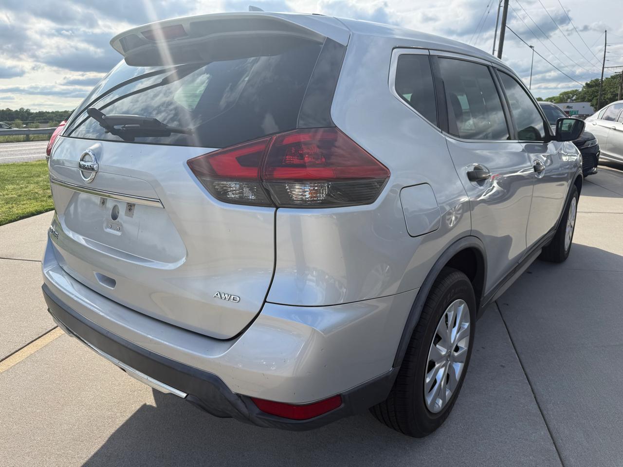 Nissan Rogue SV AWD 2018