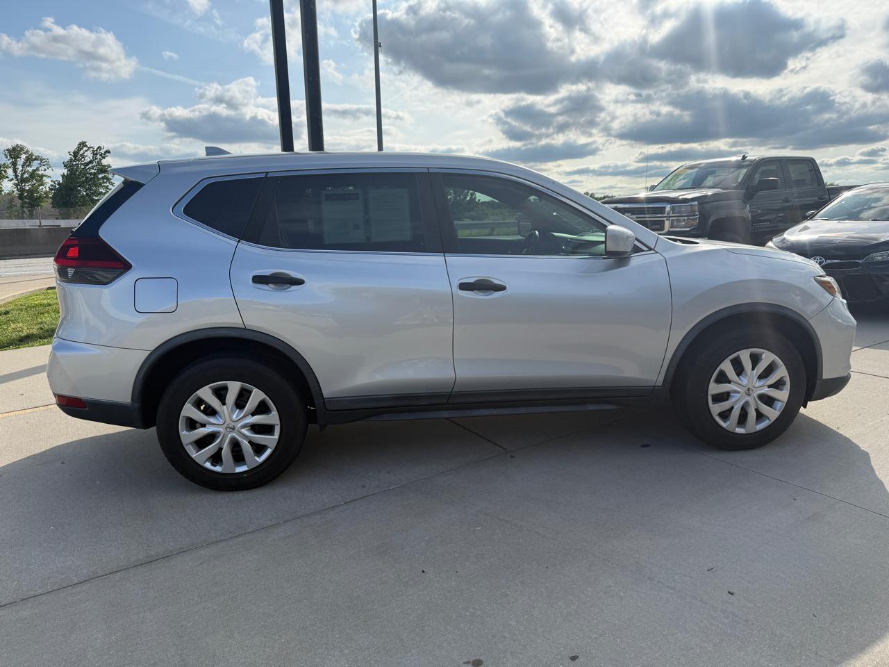 Nissan Rogue SV AWD 2018