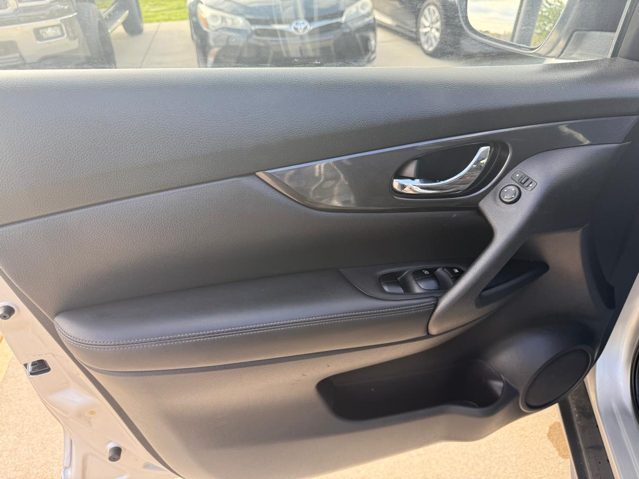 Nissan Rogue SV AWD 2018