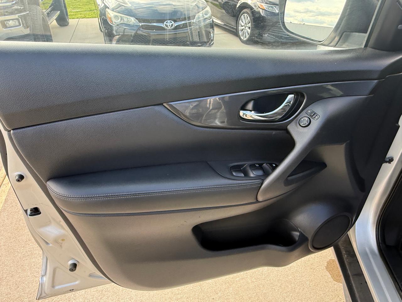 Nissan Rogue SV AWD 2018