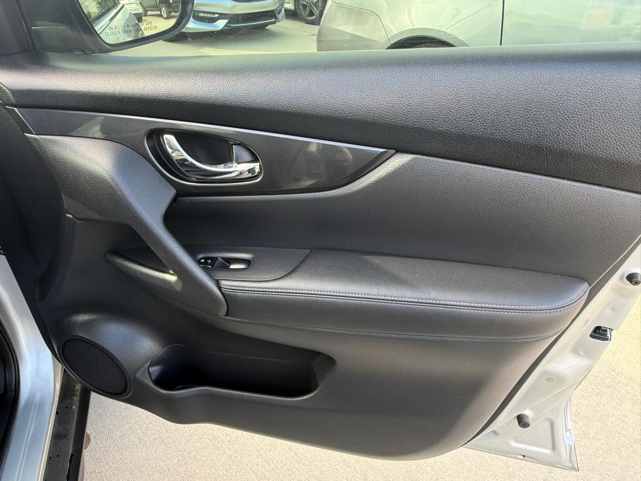Nissan Rogue SV AWD 2018