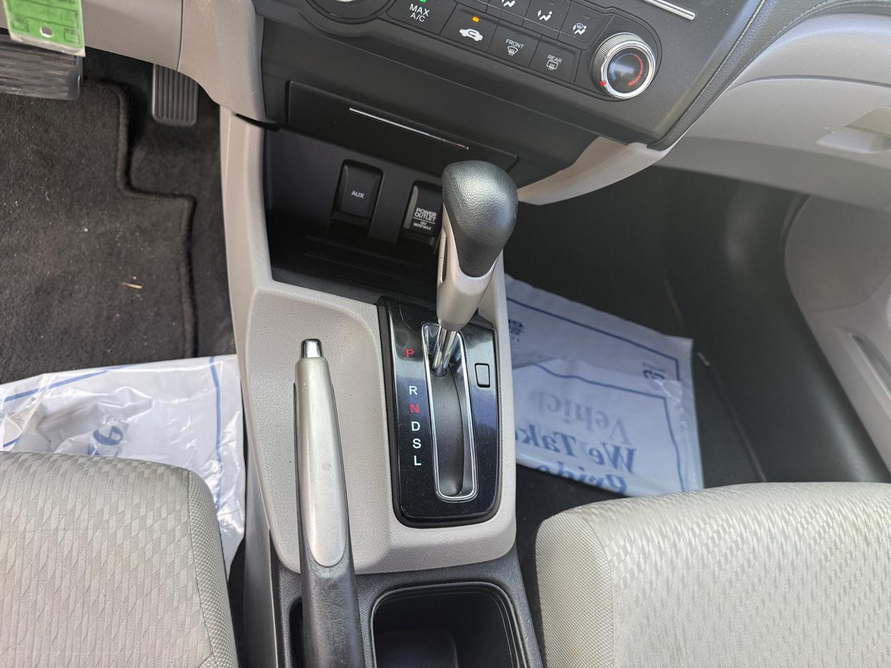 Honda Civic LX Sedan CVT 2014