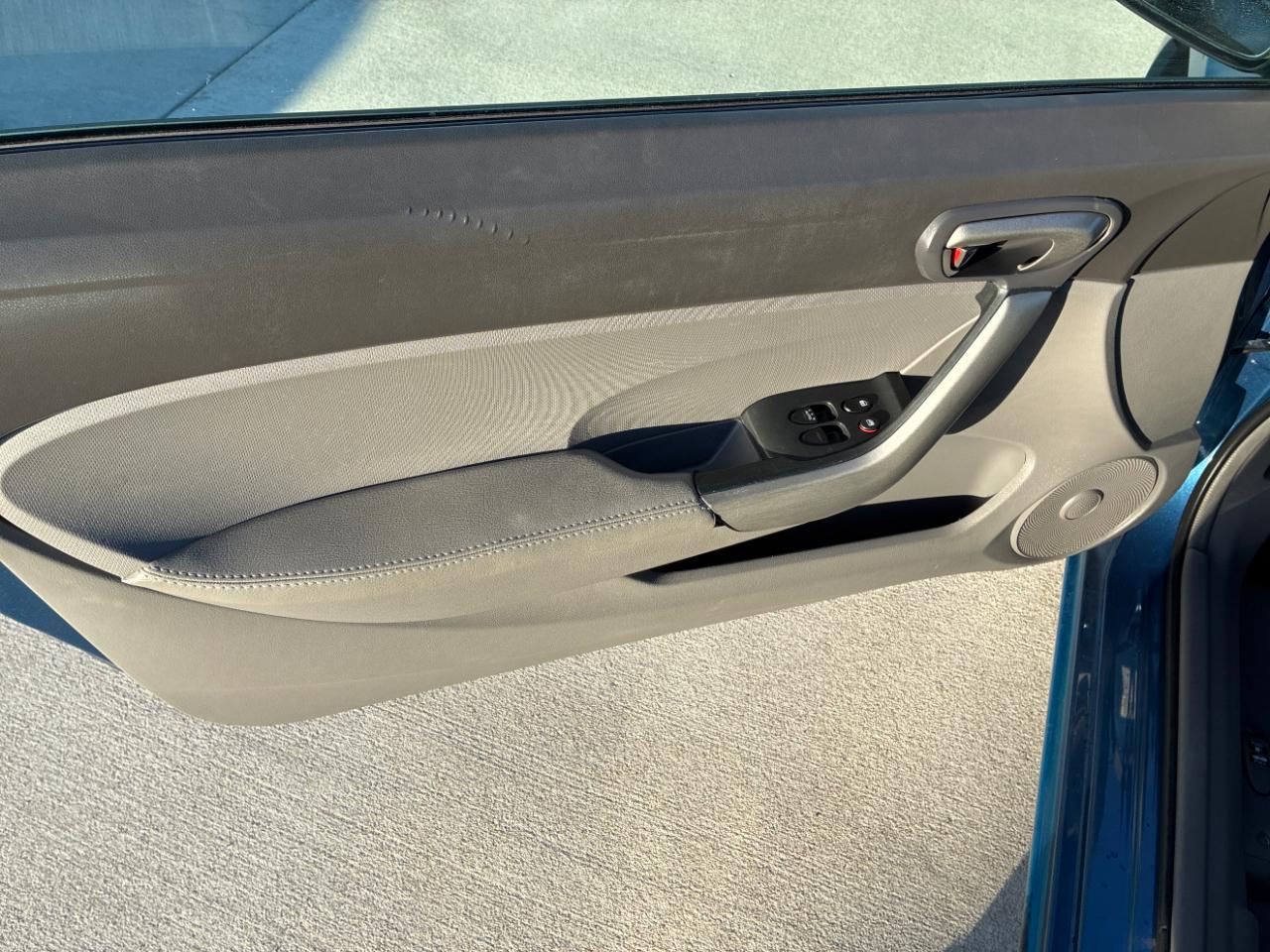 Honda Civic EX-L Coupe 5-Speed AT with Navigation 2010