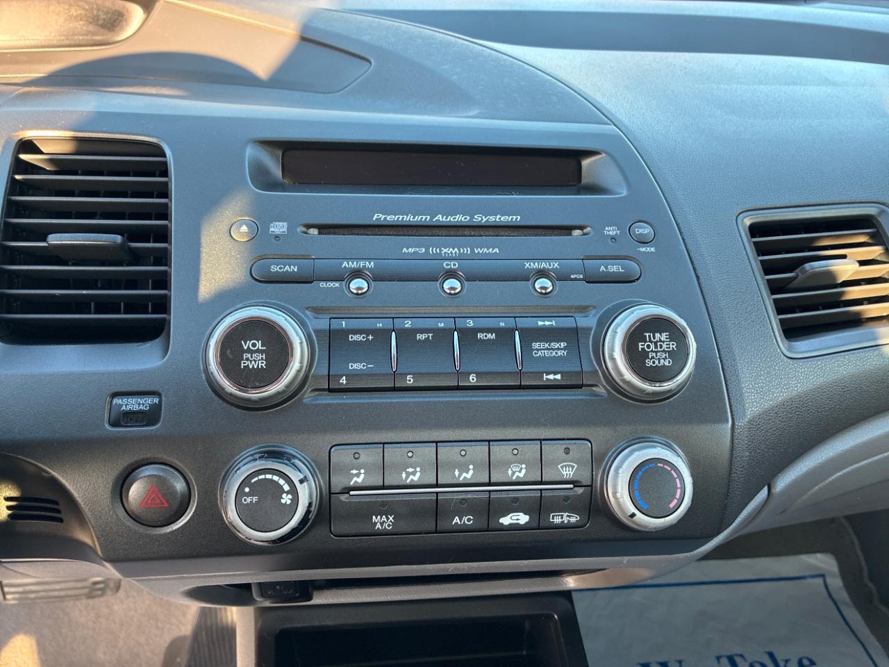 Honda Civic EX-L Coupe 5-Speed AT with Navigation 2010