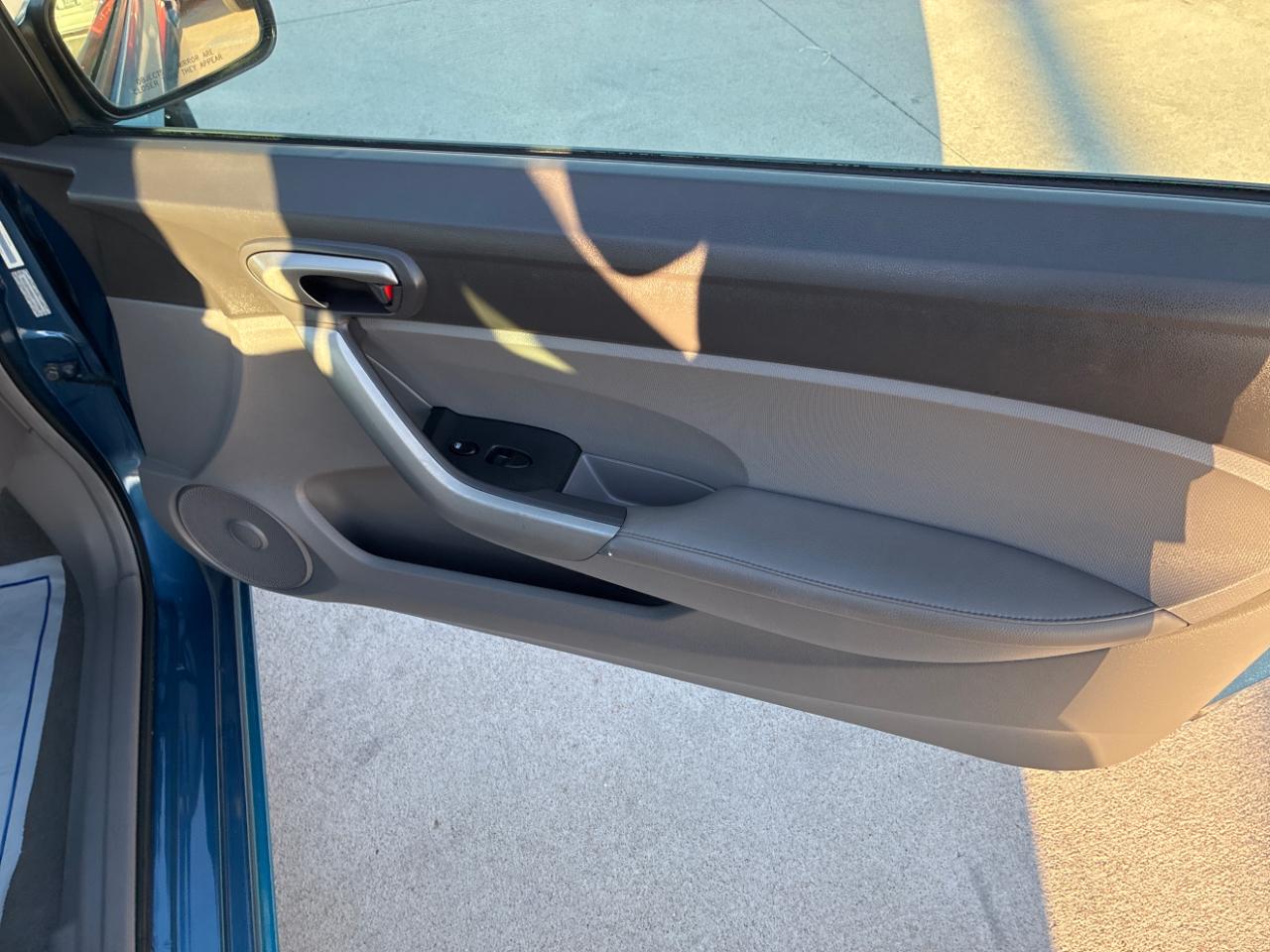 Honda Civic EX-L Coupe 5-Speed AT with Navigation 2010