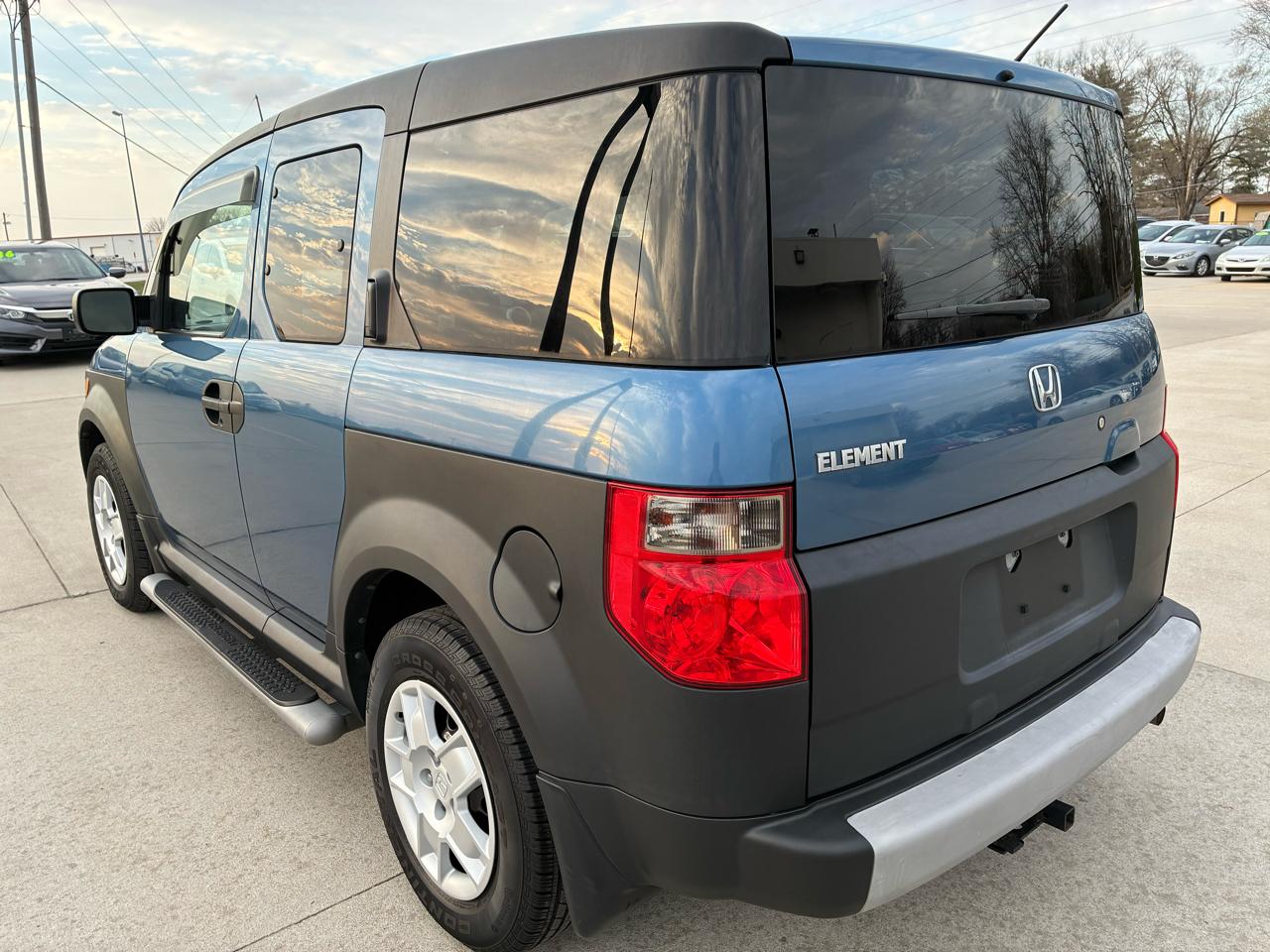 Honda Element LX 2WD AT 2008