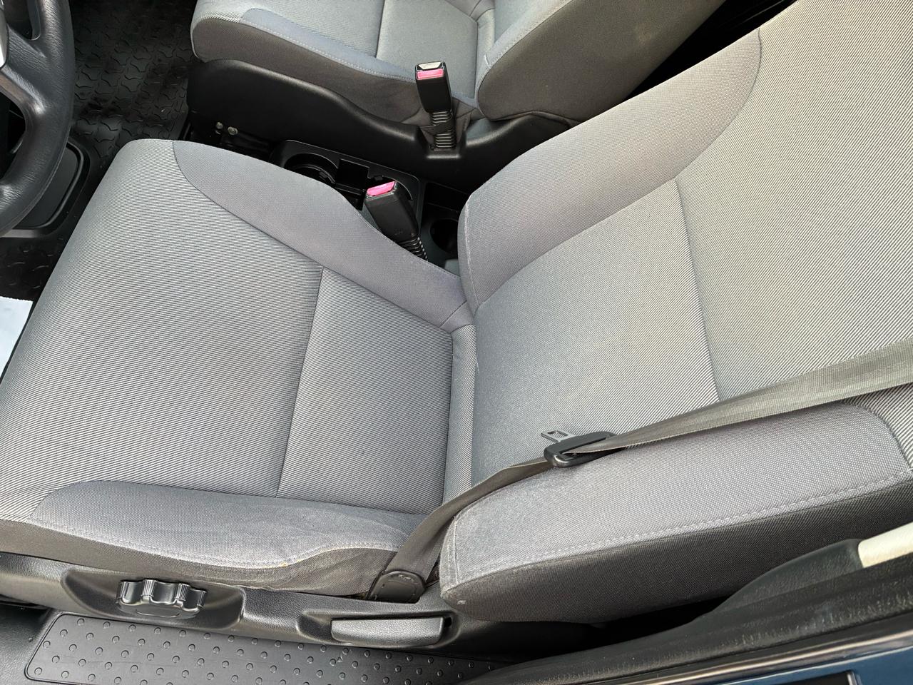 Honda Element LX 2WD AT 2008