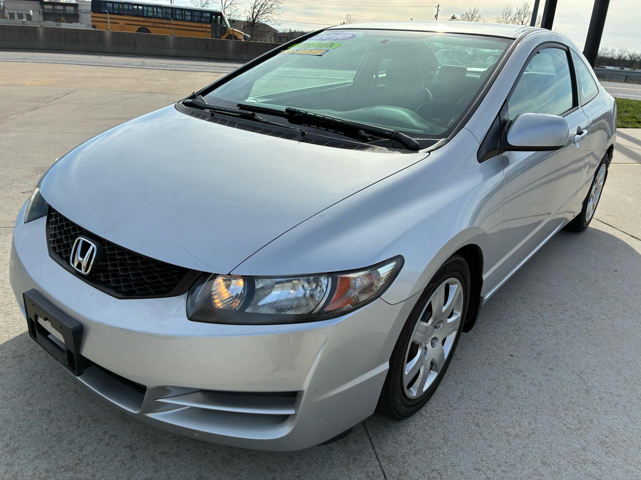 Honda Civic LX Coupe 5-Speed AT 2010