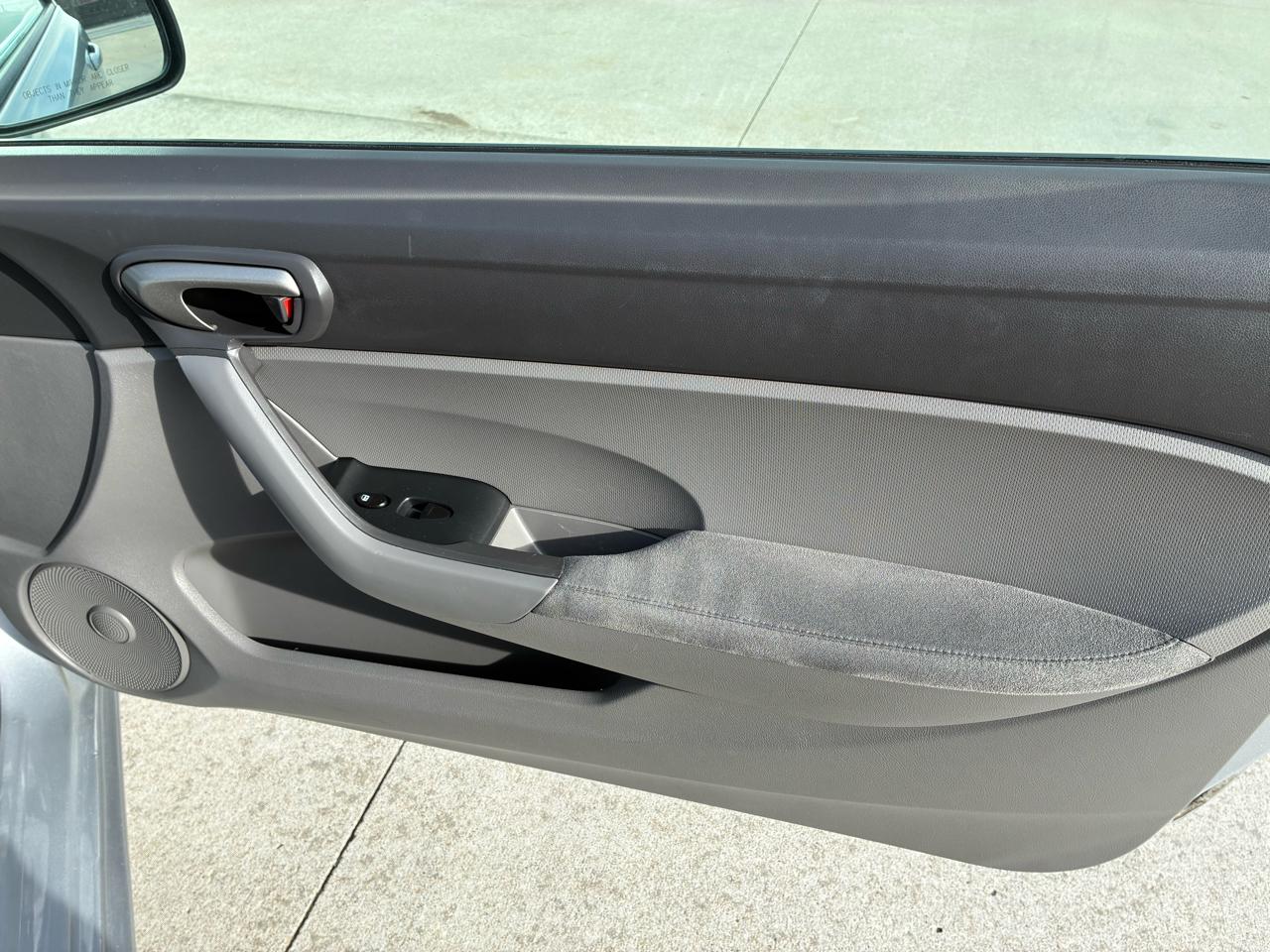 Honda Civic LX Coupe 5-Speed AT 2010