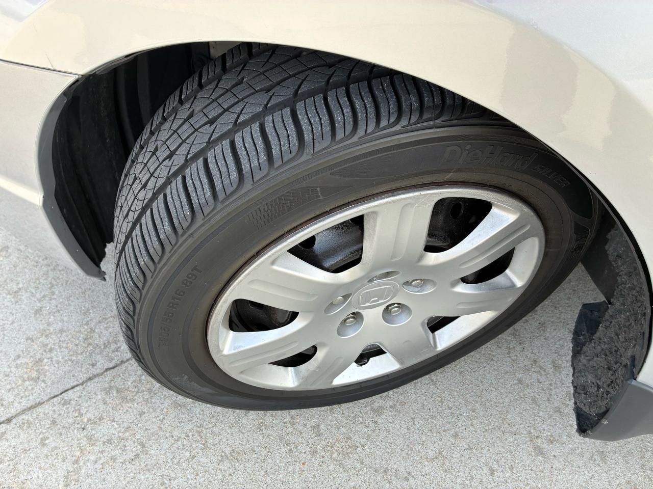 Honda Civic LX Coupe 5-Speed AT 2010