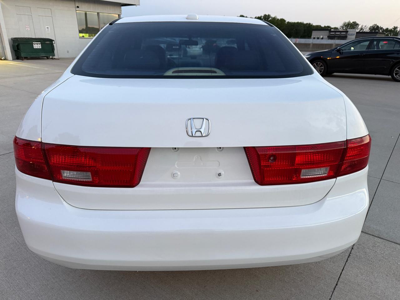 Honda Accord EX V-6 Sedan AT with Navigation System and XM Radi 2005