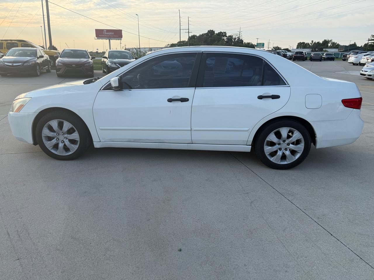 Honda Accord EX V-6 Sedan AT with Navigation System and XM Radi 2005