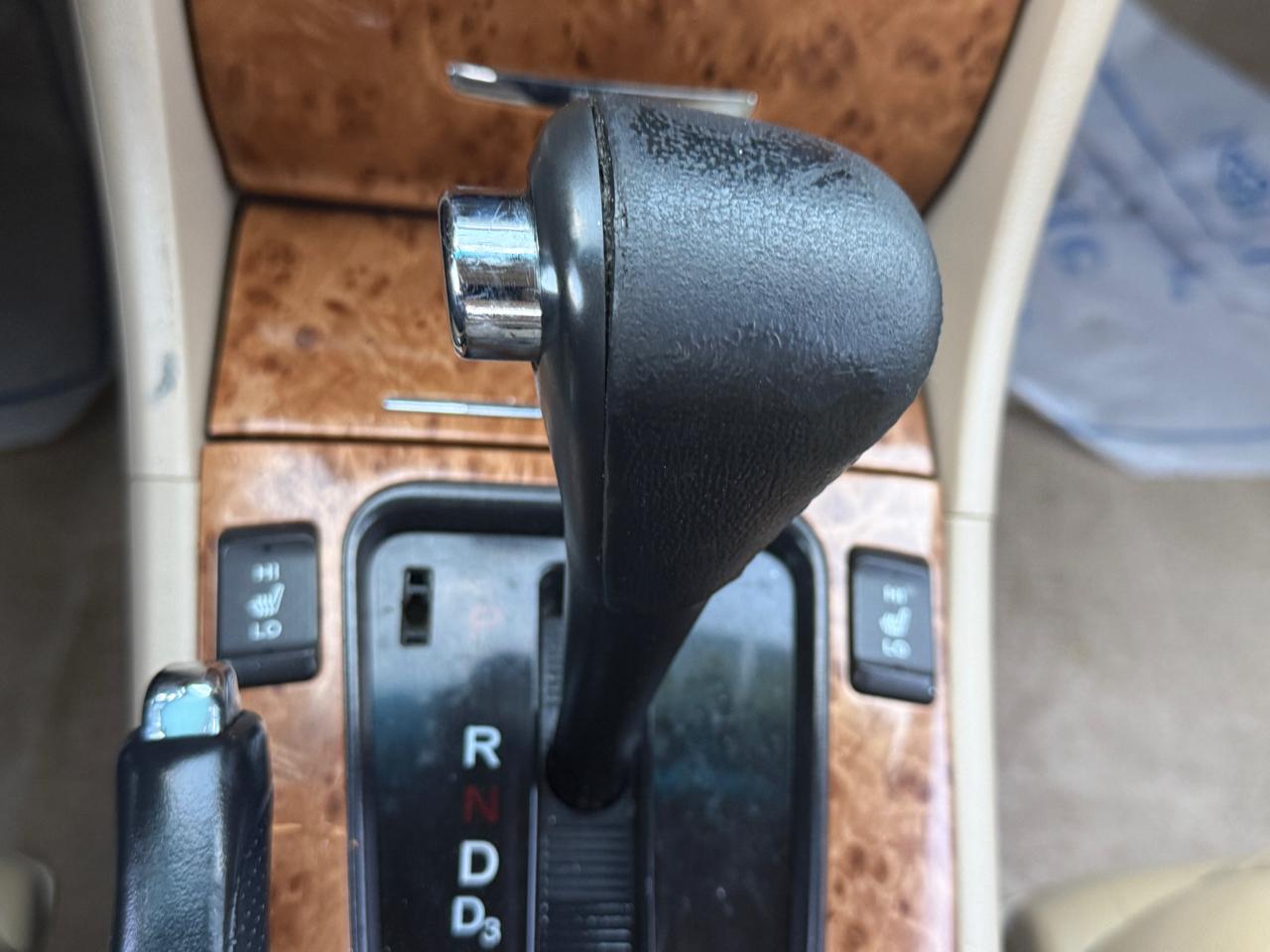 Honda Accord EX V-6 Sedan AT with Navigation System and XM Radi 2005