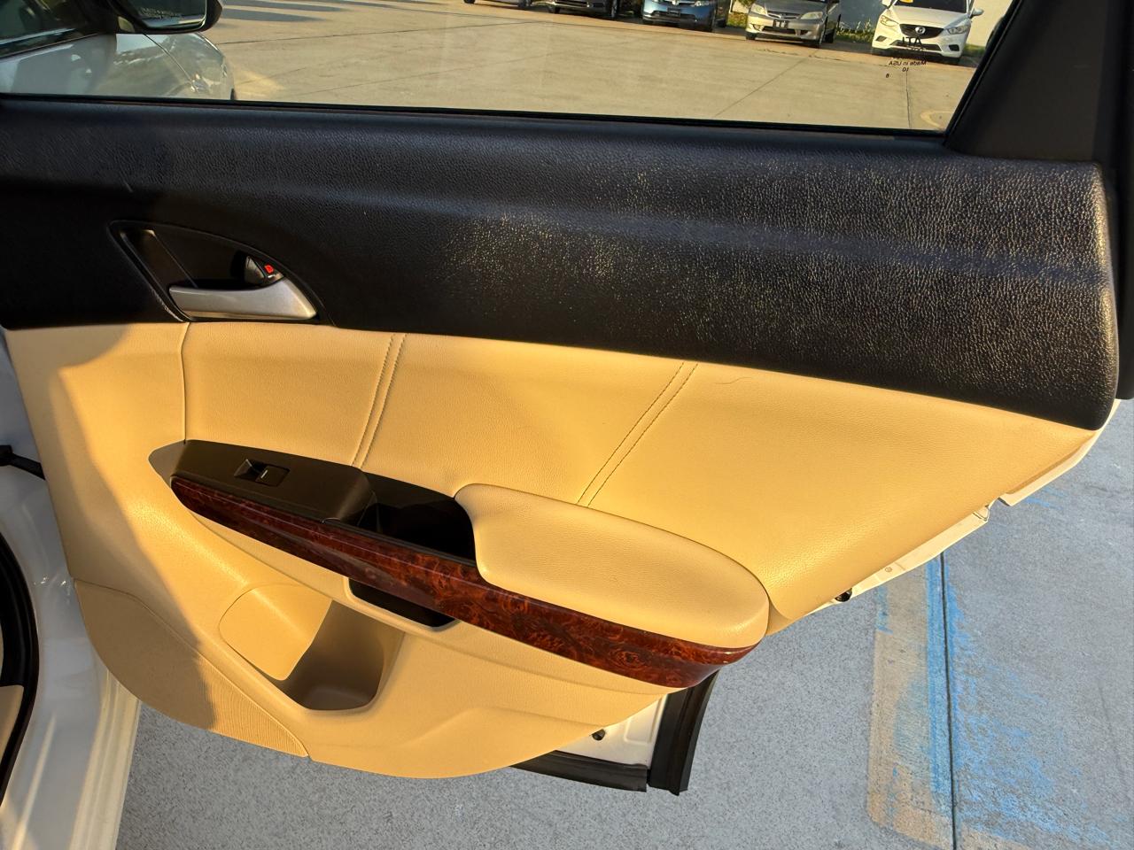 Honda Accord Crosstour 4WD 5dr EX-L 2010