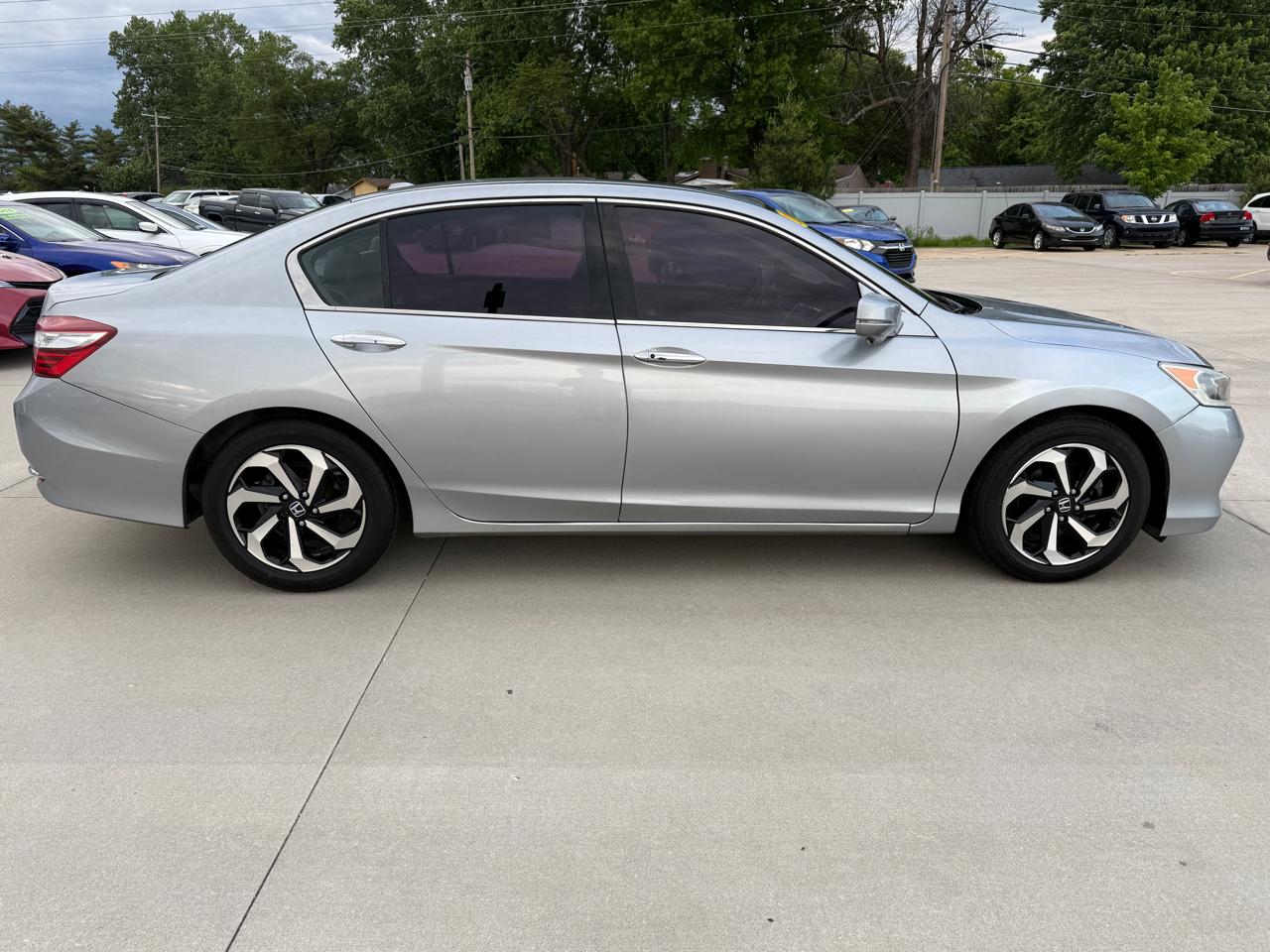 Honda Accord EX-L Sedan V6 6-Spd AT 2016
