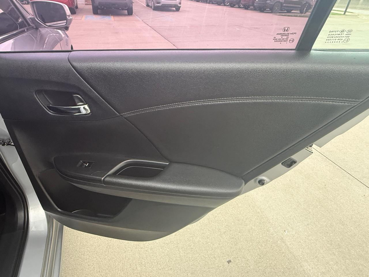 Honda Accord EX-L Sedan V6 6-Spd AT 2016