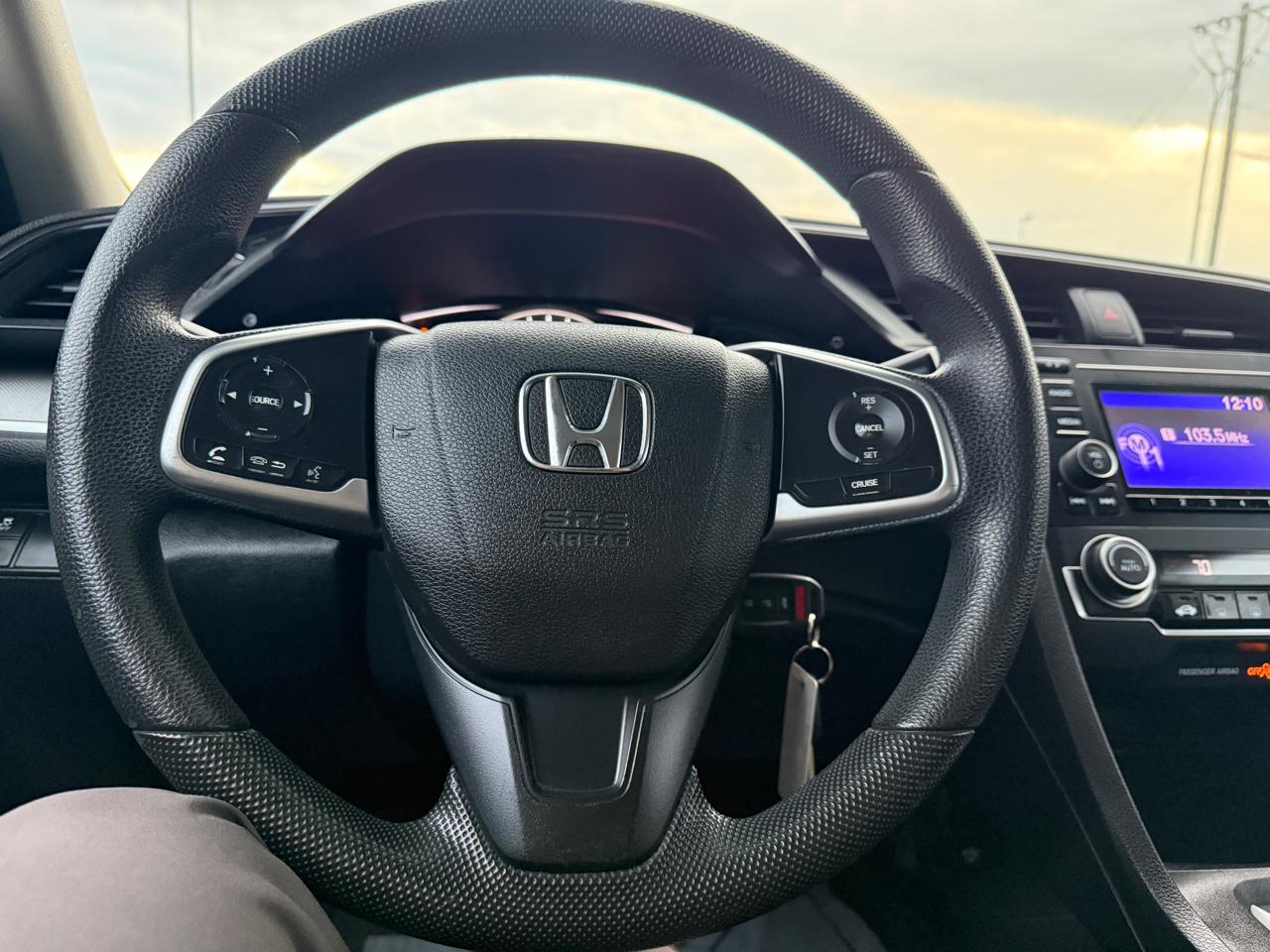 Honda Civic LX Sedan CVT 2016