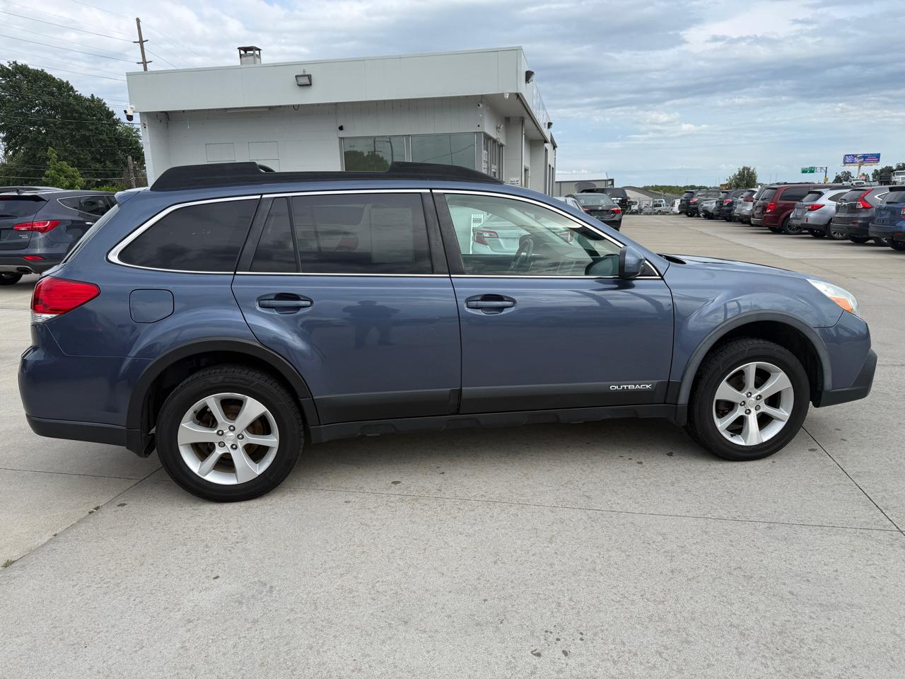 Subaru Outback 2.5i Limited 2014