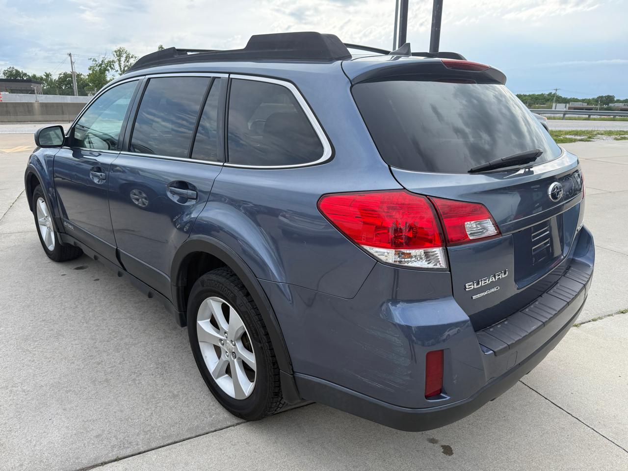 Subaru Outback 2.5i Limited 2014