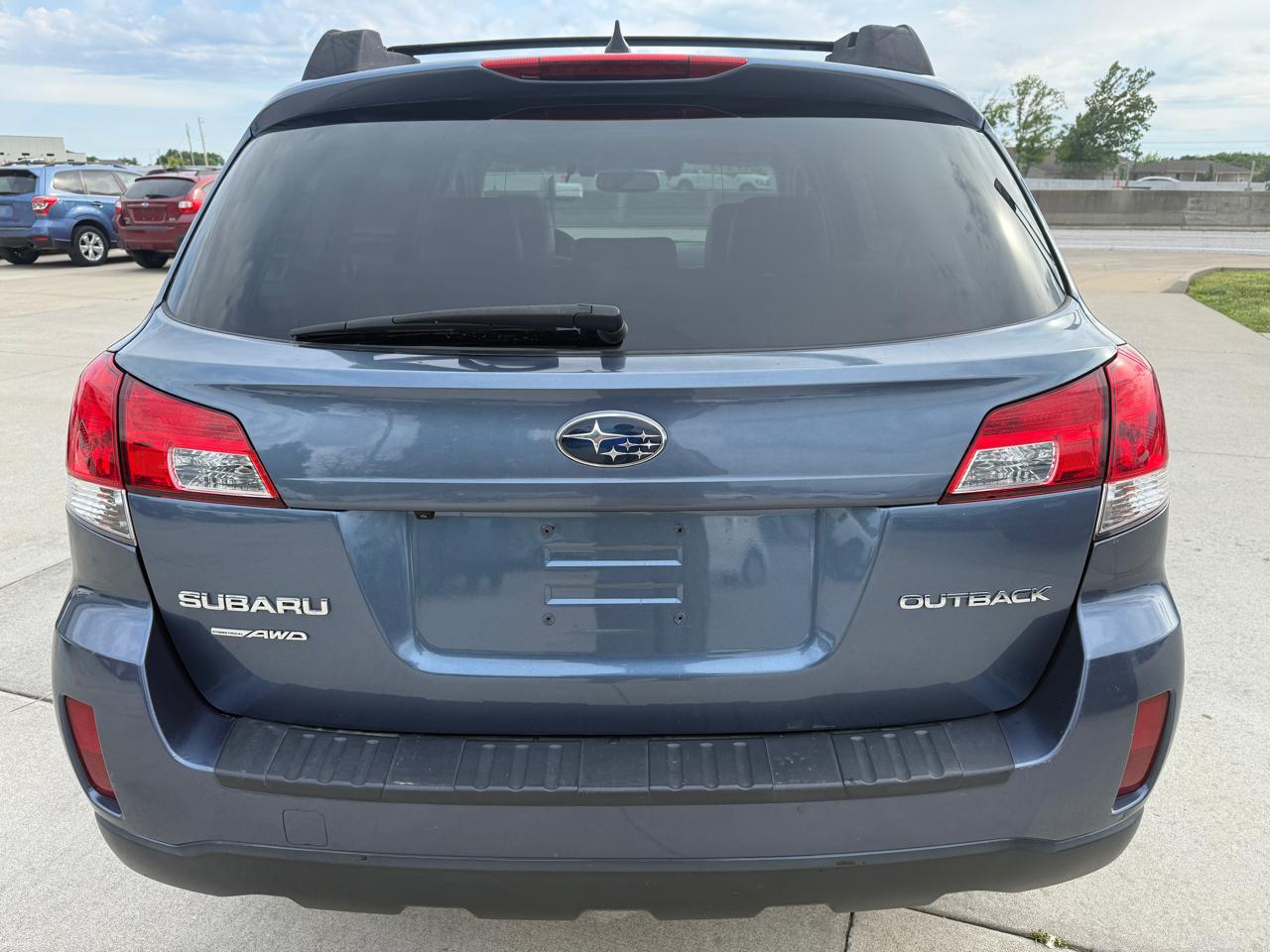 Subaru Outback 2.5i Limited 2014