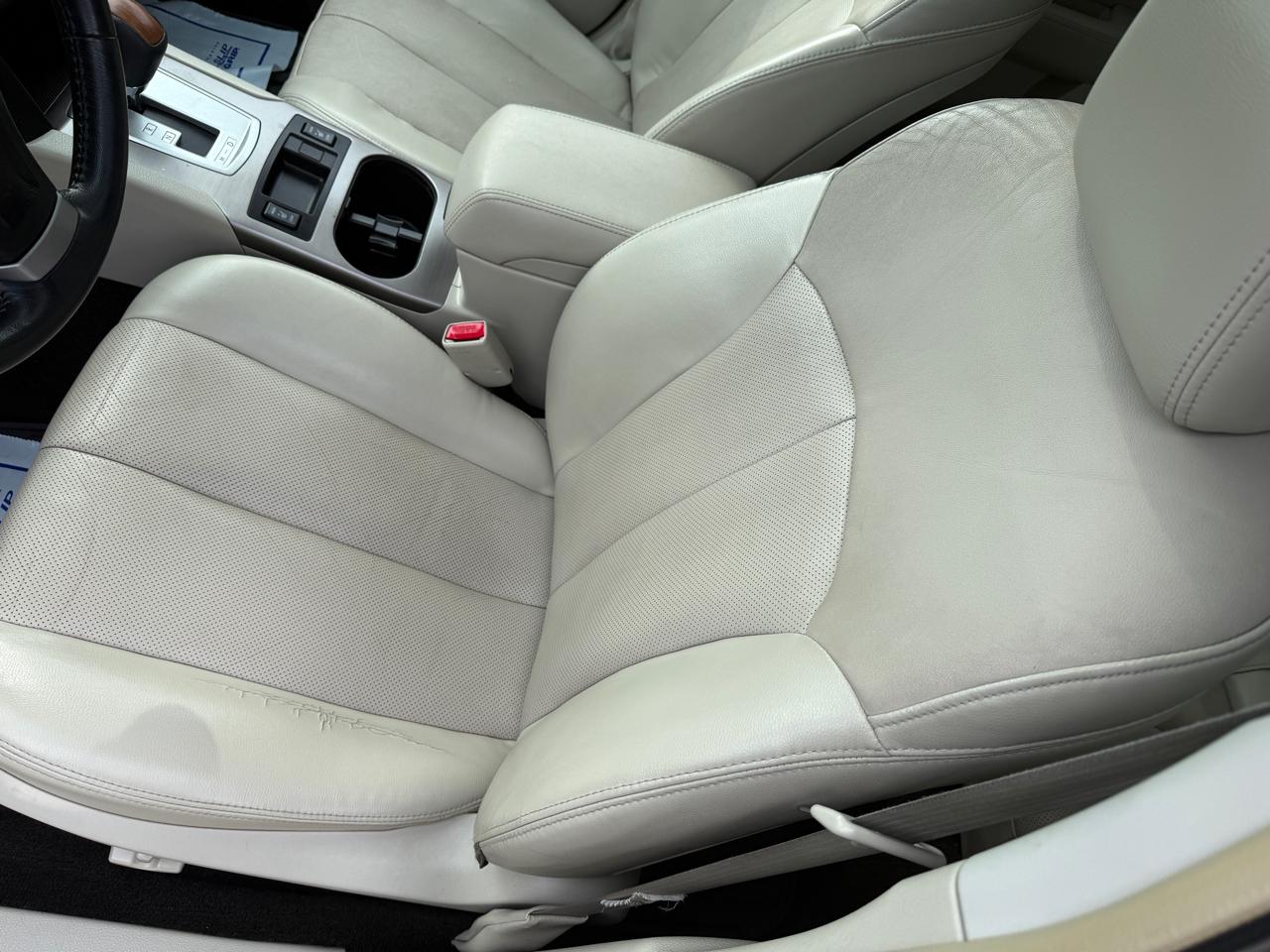 Subaru Outback 2.5i Limited 2014