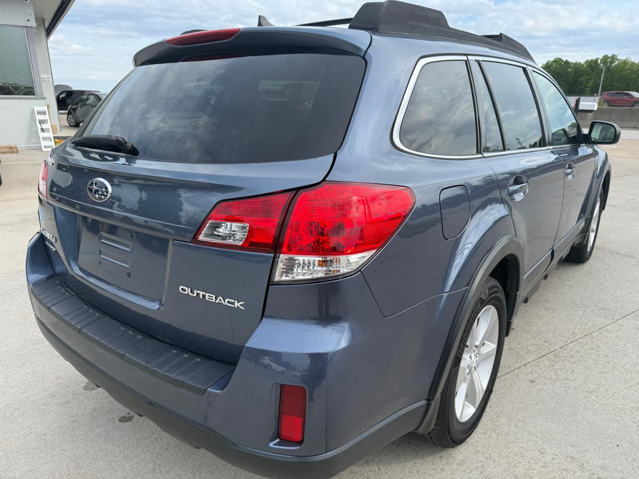 Subaru Outback 2.5i Limited 2014