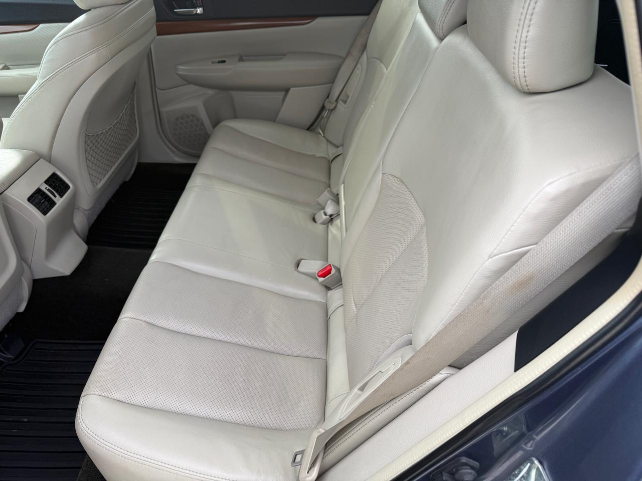 Subaru Outback 2.5i Limited 2014