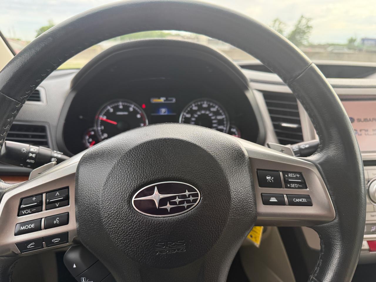 Subaru Outback 2.5i Limited 2014