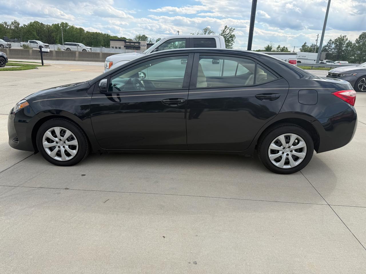 Toyota Corolla LE CVT 2017