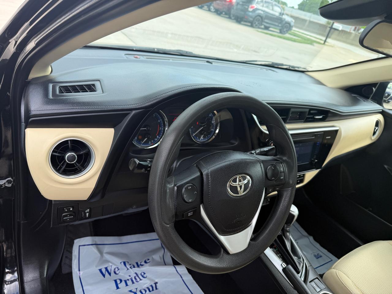 Toyota Corolla LE CVT 2017