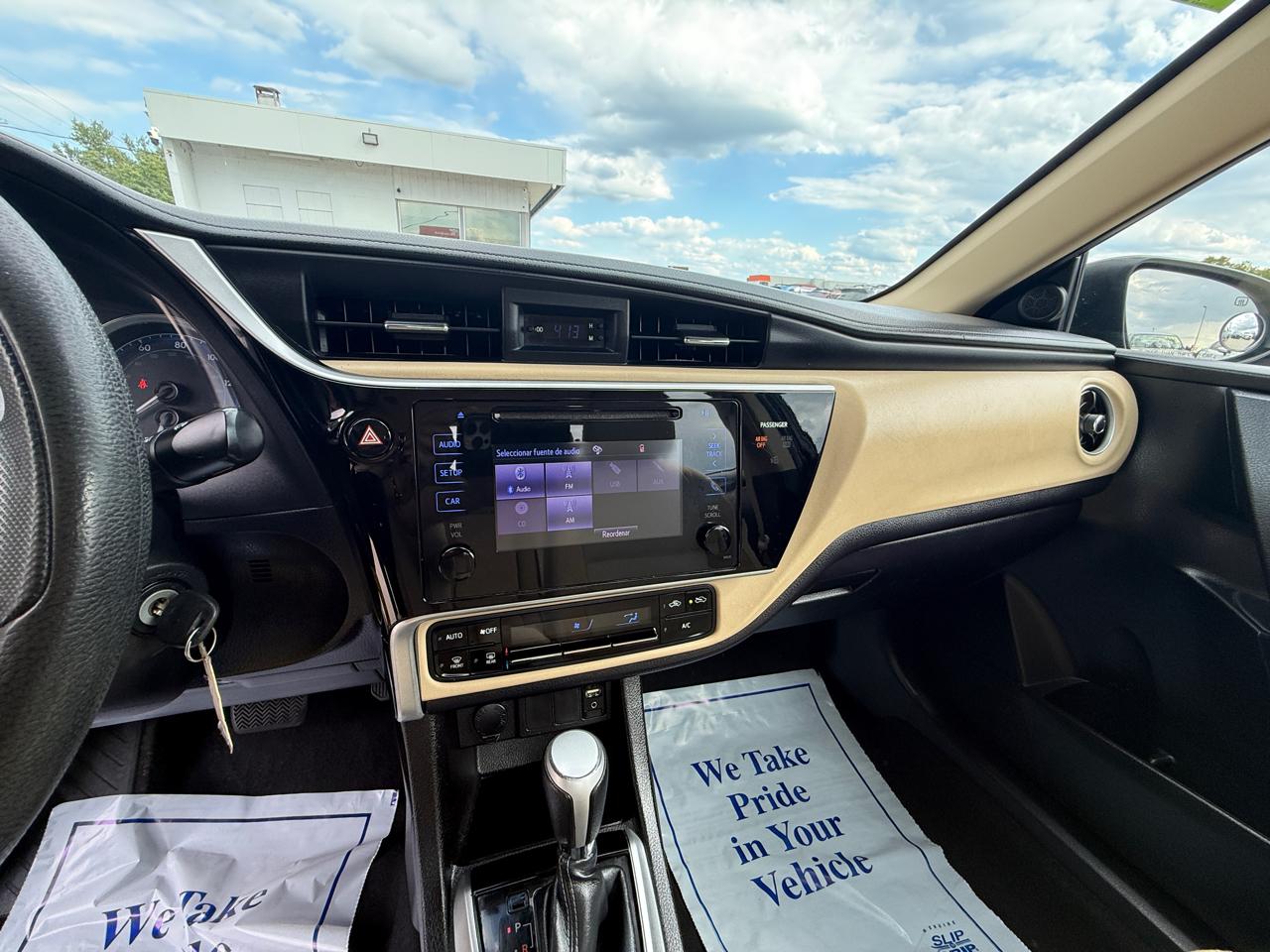 Toyota Corolla LE CVT 2017