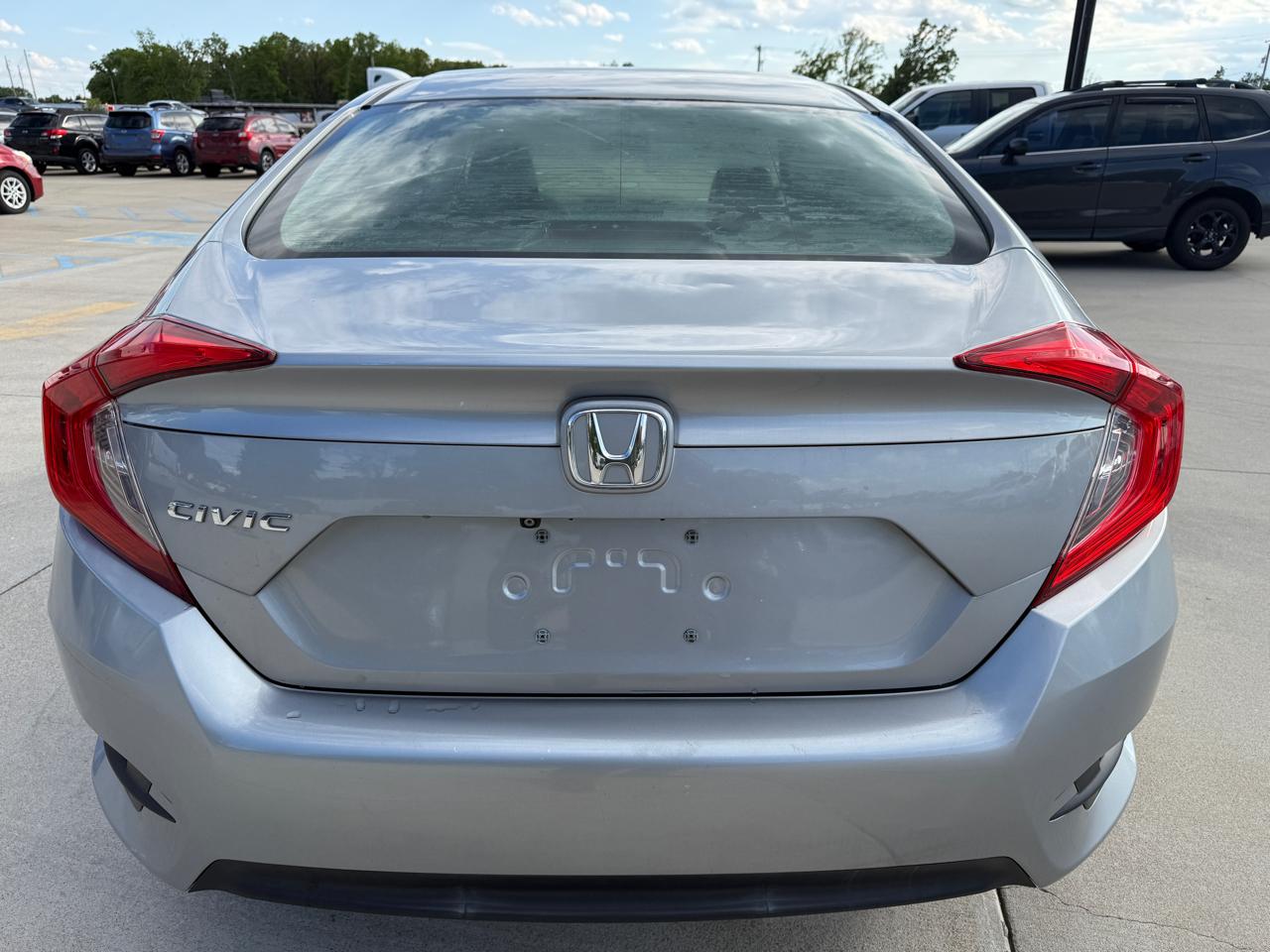 Honda Civic LX Sedan CVT 2016