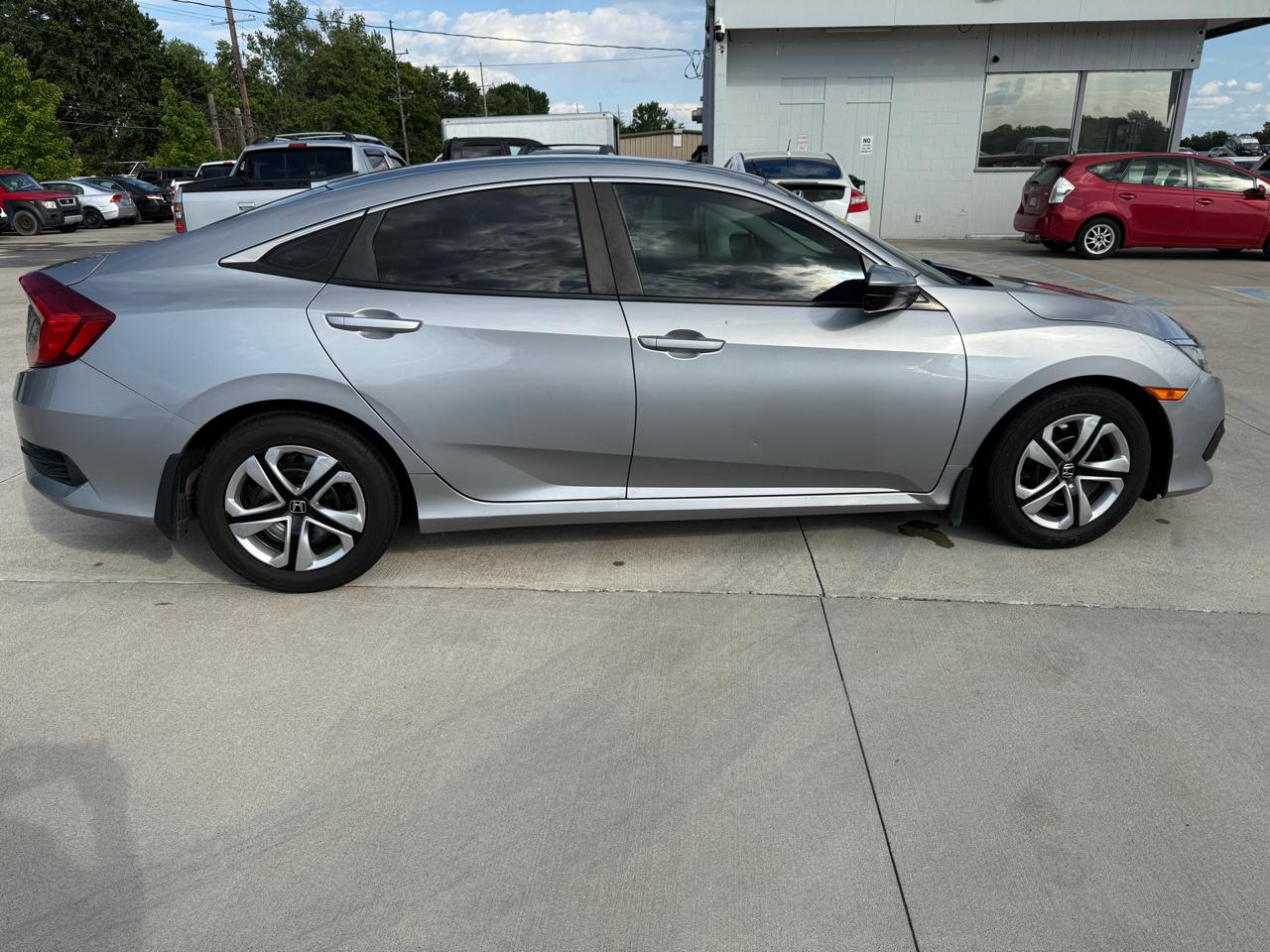Honda Civic LX Sedan CVT 2016