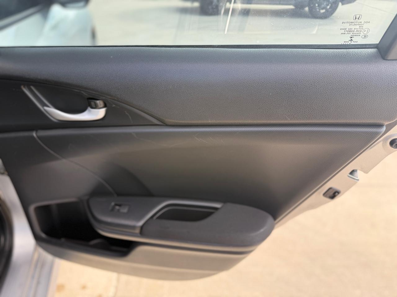 Honda Civic LX Sedan CVT 2016