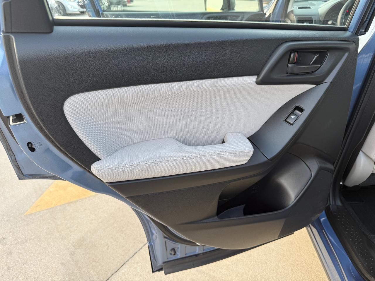 Subaru Forester 2.5i Premium 2015