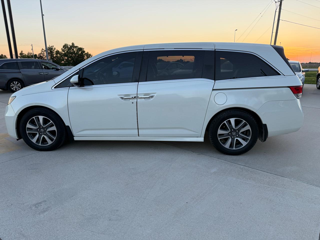 Honda Odyssey Touring 2014