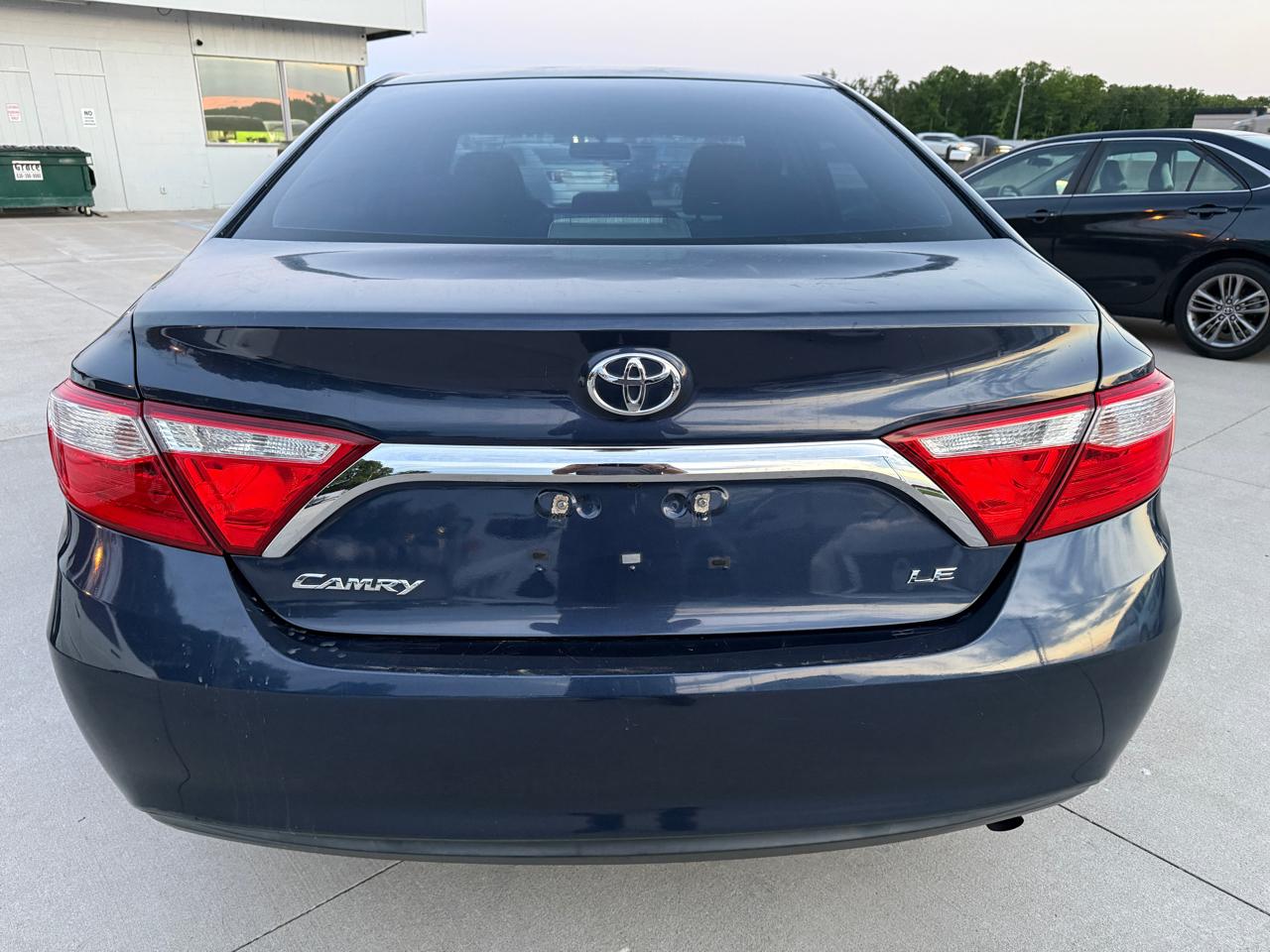 Toyota Camry SE 2017