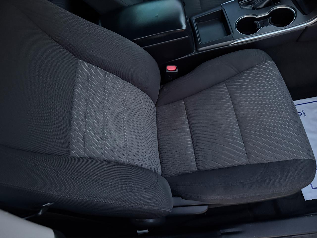 Toyota Camry SE 2017