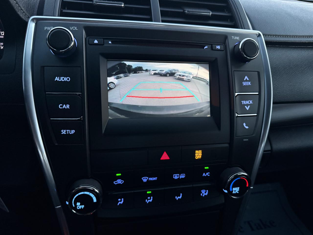 Toyota Camry SE 2017