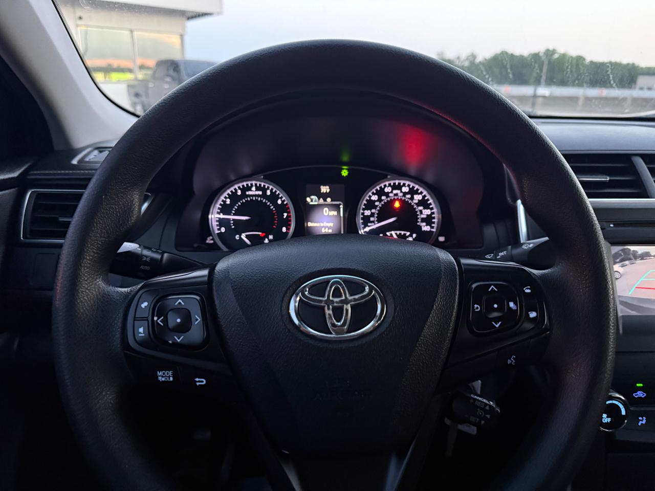 Toyota Camry SE 2017