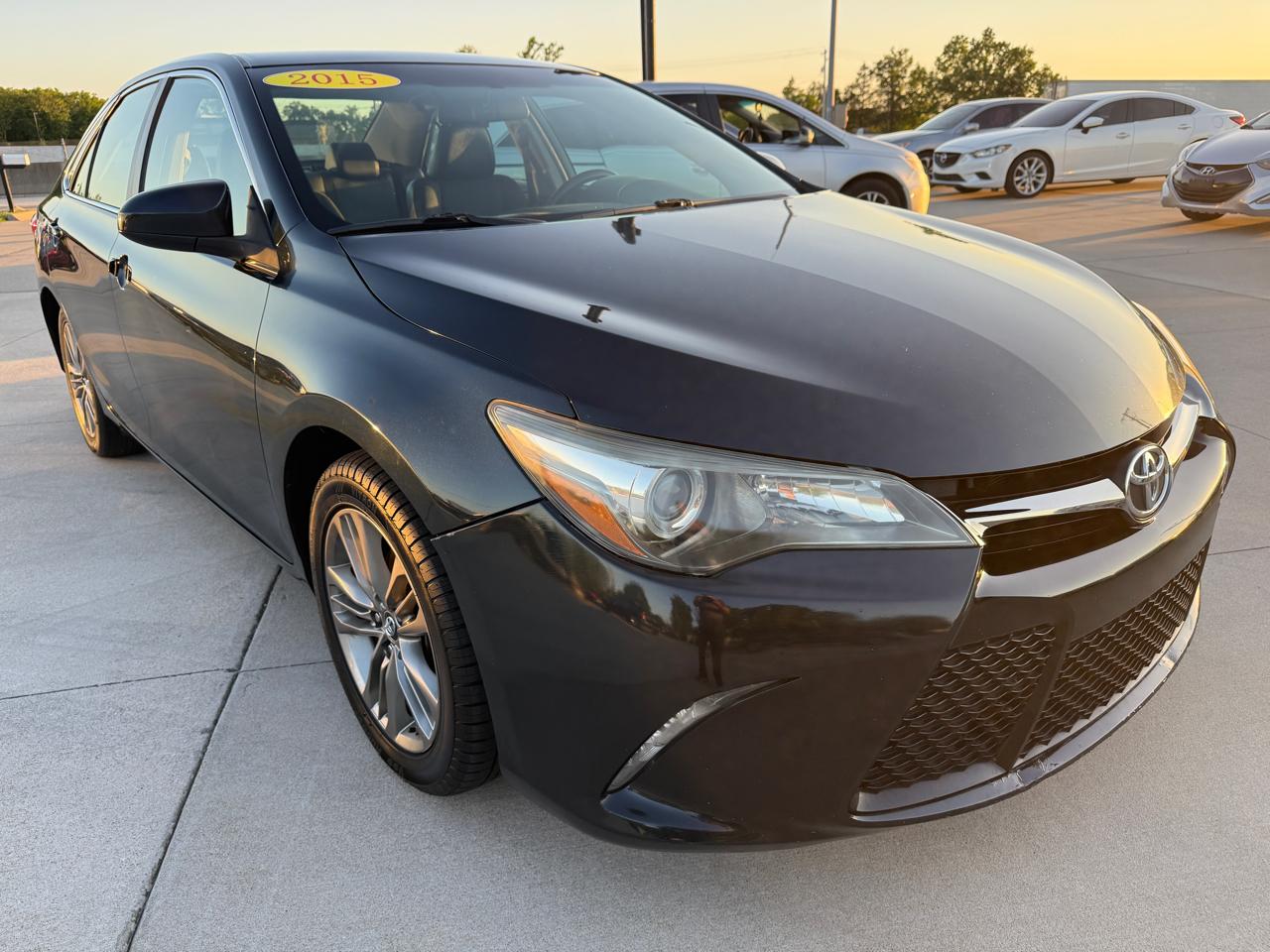 Toyota Camry SE 2015