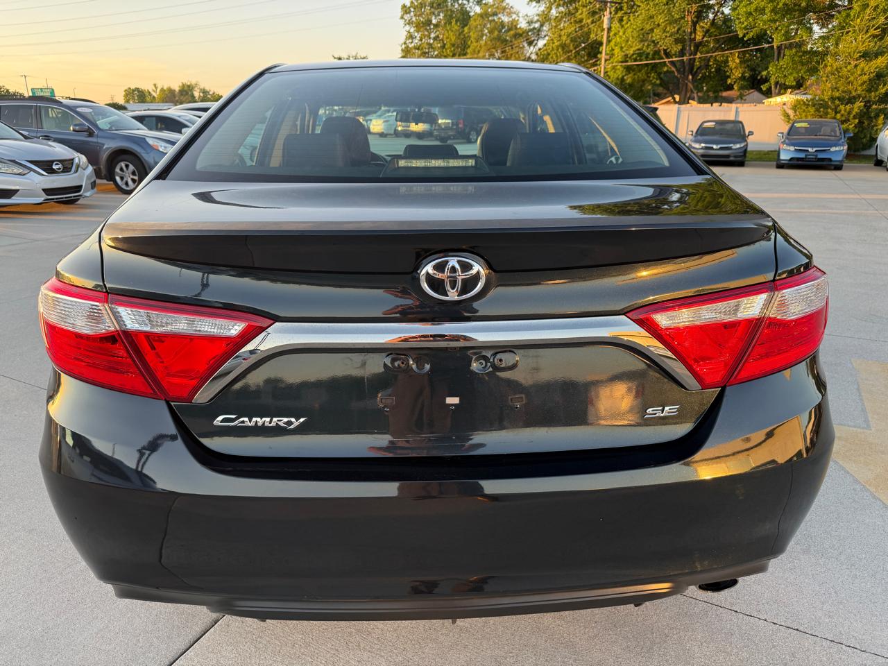 Toyota Camry SE 2015