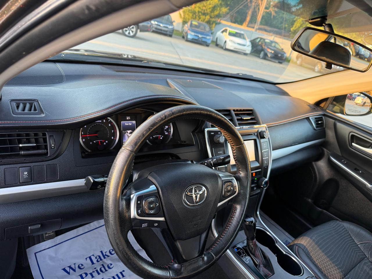 Toyota Camry SE 2015