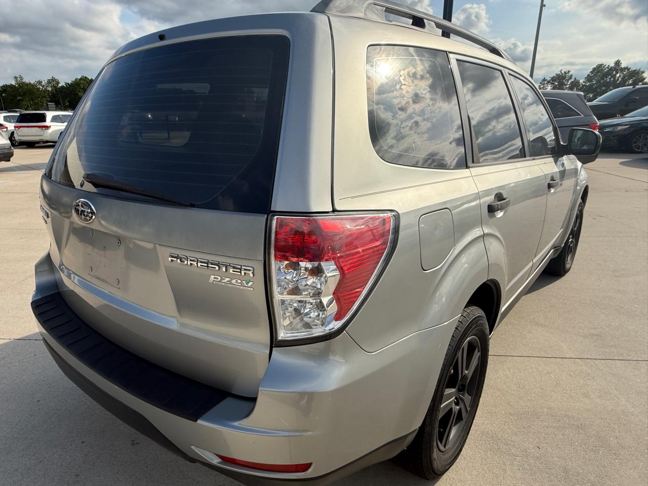 Subaru Forester 2.5XS 2010